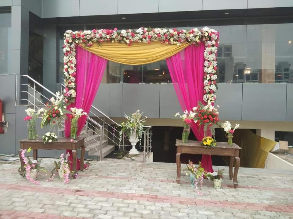 Отель Jb Residency Zirakpur !! Top Rated & Most Awarded Property In Zirakpur Экстерьер фото